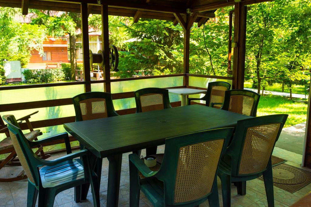 Pensiunea Casa Verde Bucuresti Εξωτερικό φωτογραφία