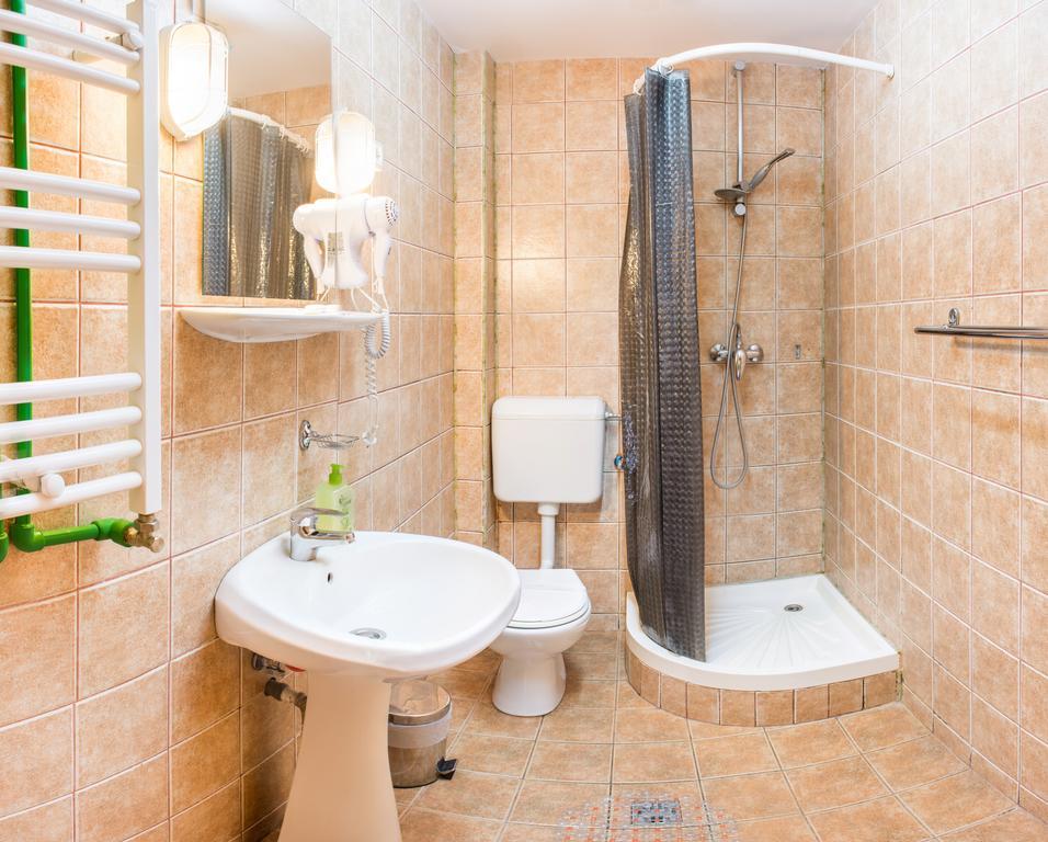 Pensiunea Casa Verde Bucuresti Εξωτερικό φωτογραφία