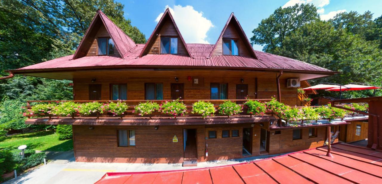 Pensiunea Casa Verde Bucuresti Εξωτερικό φωτογραφία